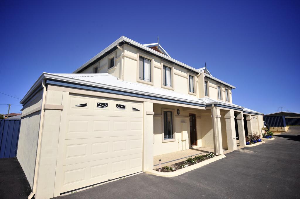 Palm Beach Manor Rockingham Exteriér fotografie